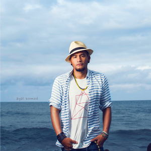 不要肉丝袜胸不要
